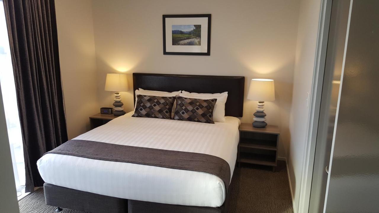 Ramada Suites By Wyndham Queenstown Remarkables Park Екстериор снимка