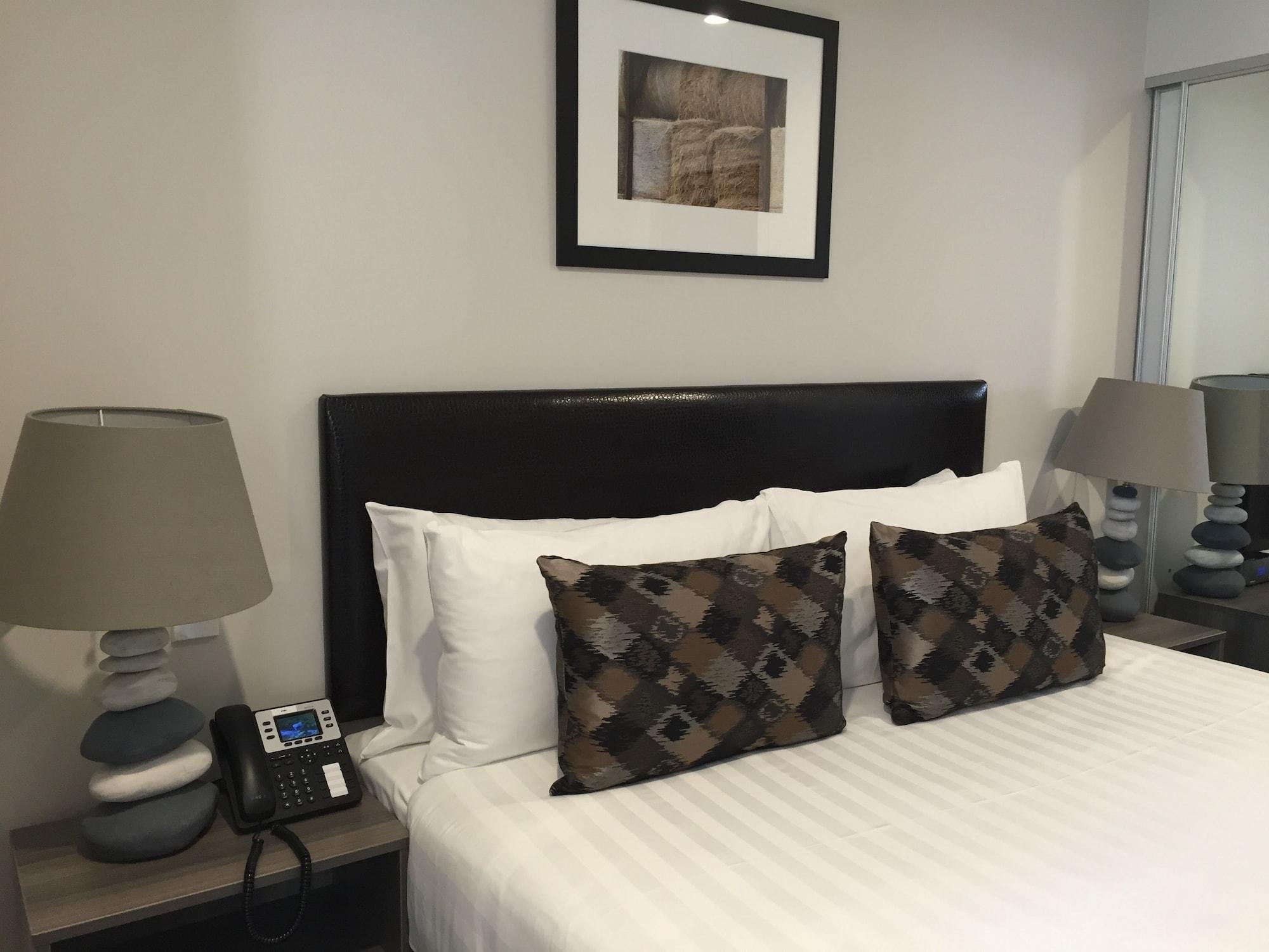 Ramada Suites By Wyndham Queenstown Remarkables Park Екстериор снимка