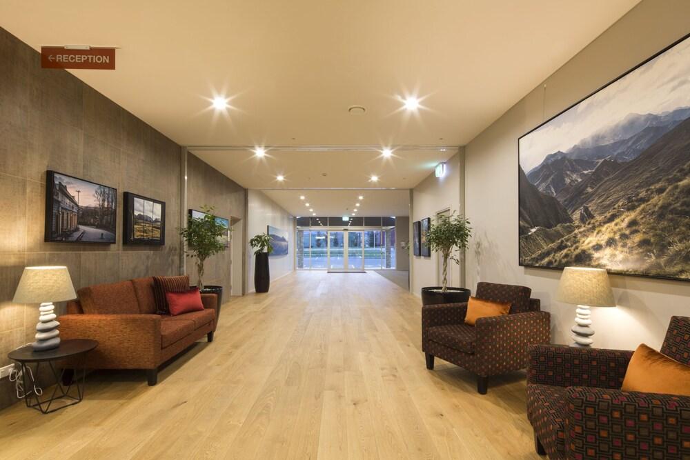 Ramada Suites By Wyndham Queenstown Remarkables Park Екстериор снимка
