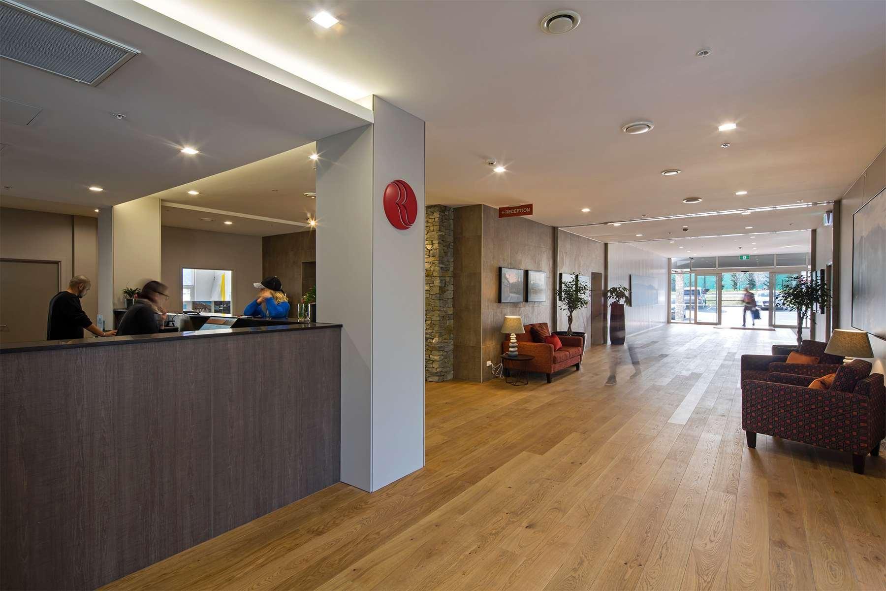 Ramada Suites By Wyndham Queenstown Remarkables Park Екстериор снимка