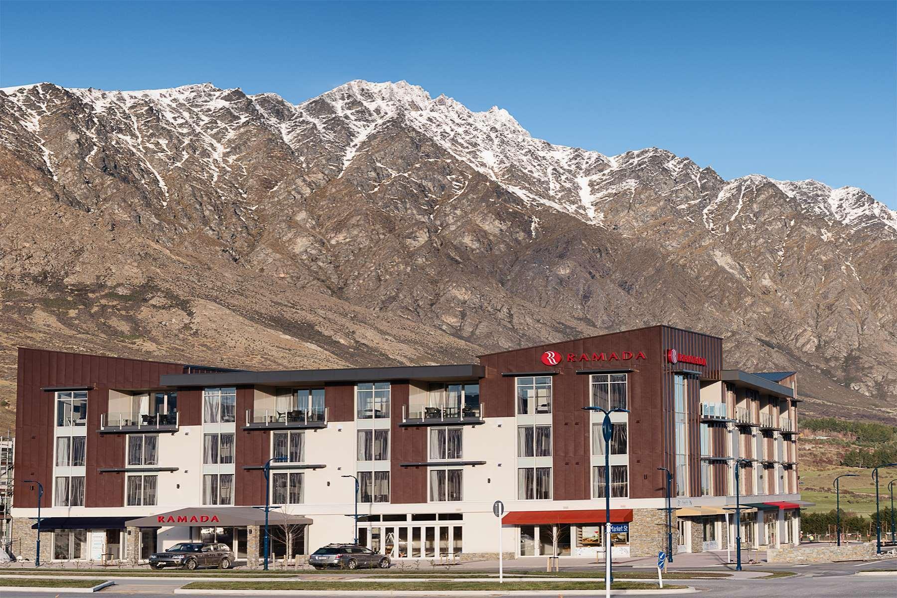 Ramada Suites By Wyndham Queenstown Remarkables Park Екстериор снимка
