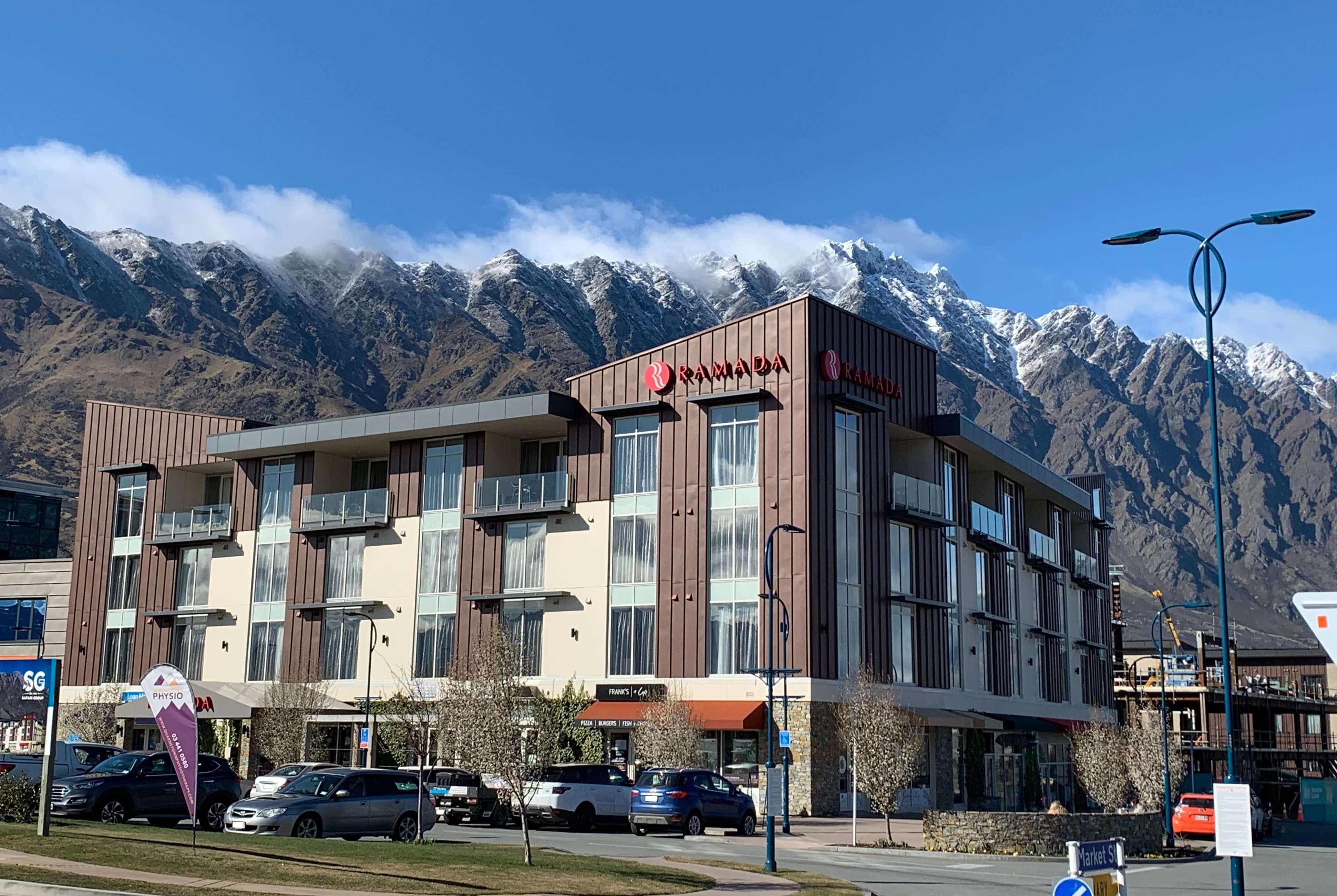Ramada Suites By Wyndham Queenstown Remarkables Park Екстериор снимка