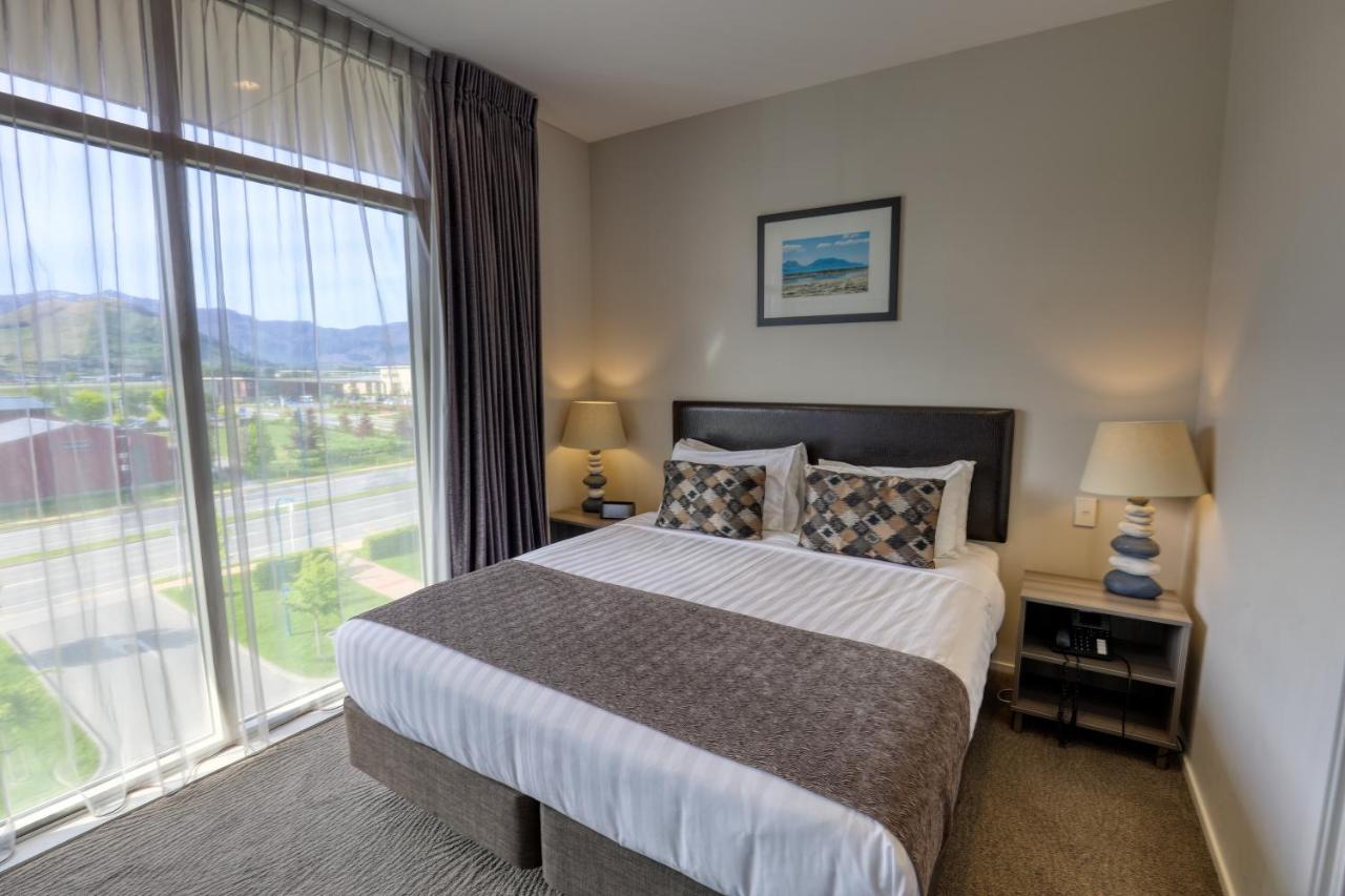 Ramada Suites By Wyndham Queenstown Remarkables Park Екстериор снимка